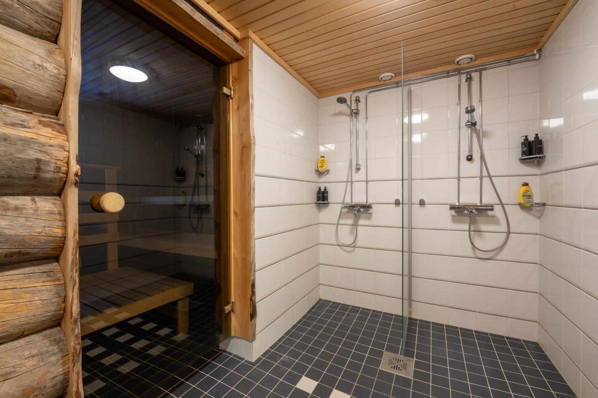 Kuukkeli Log Houses Teerenpesae - Premium Suite A48 Сааріселькя Екстер'єр фото